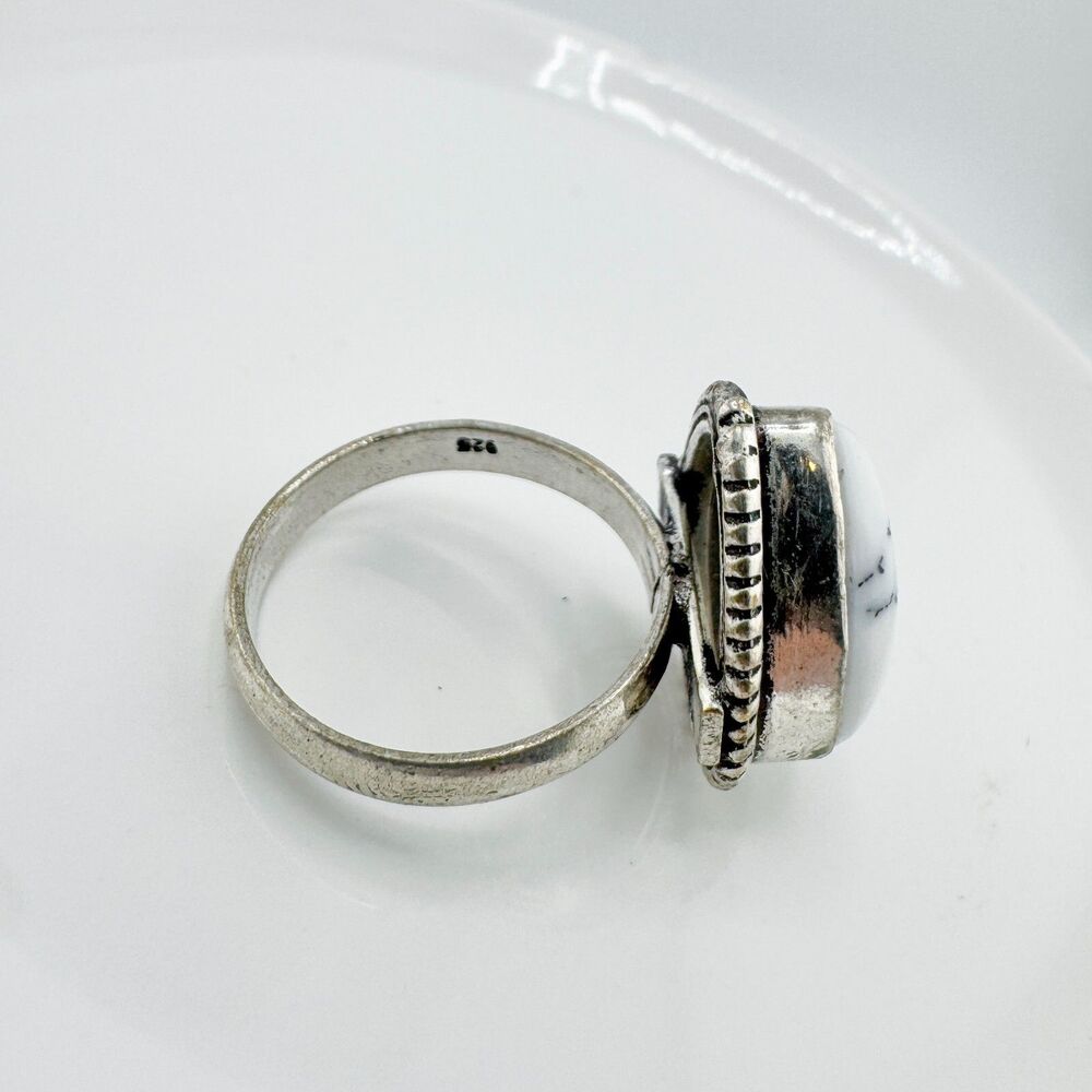 Southwestern White Stone Black Matrix Teardrop Ring Silver Tone Boho Southwester - Picture 7 of 8
